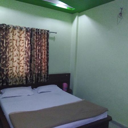 Hotel Sri Sai Sannidhi Shirdi Exterior foto