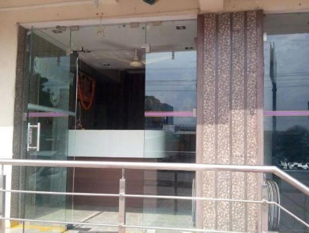 Hotel Sri Sai Sannidhi Shirdi Exterior foto